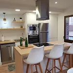 102a Moderno 2 * Gijón
